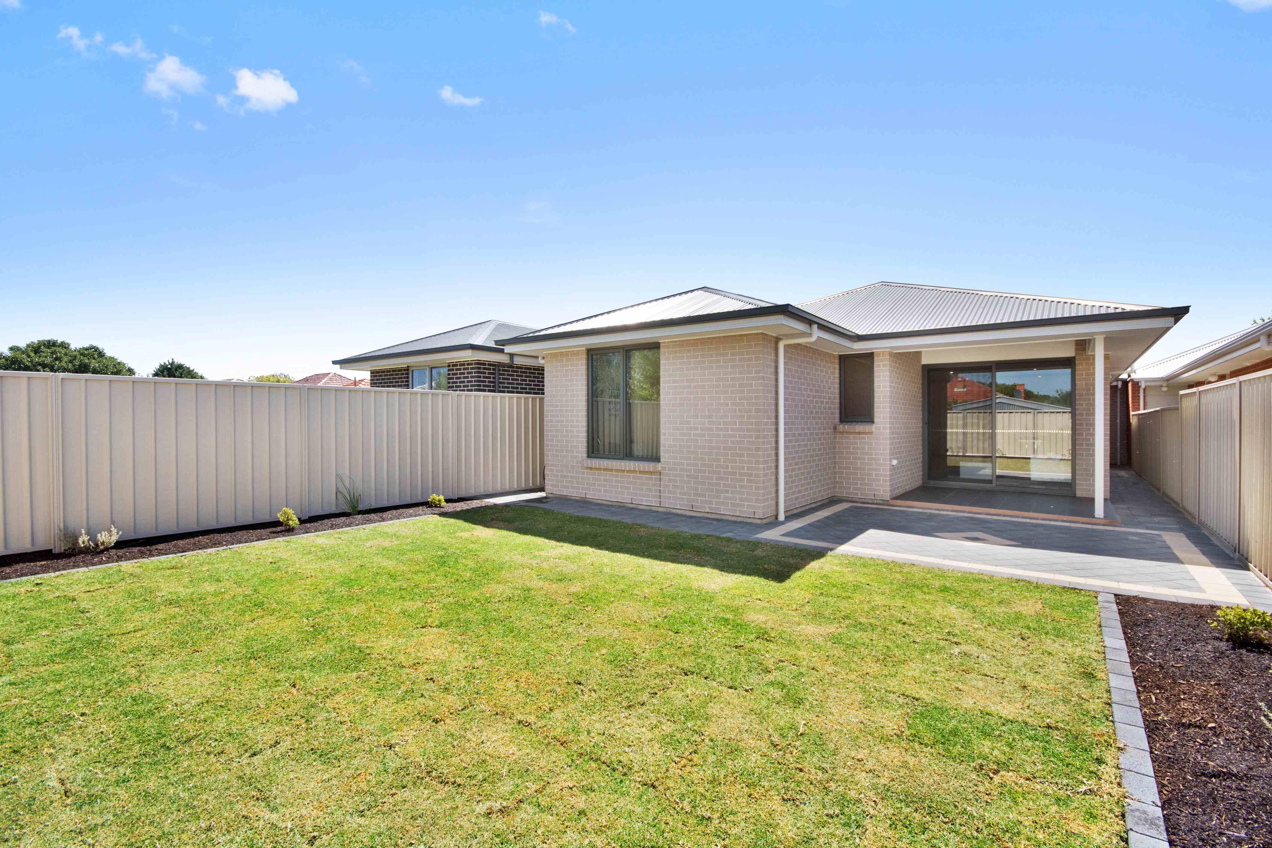 22 Press Rd, Brooklyn Park-010_cmp