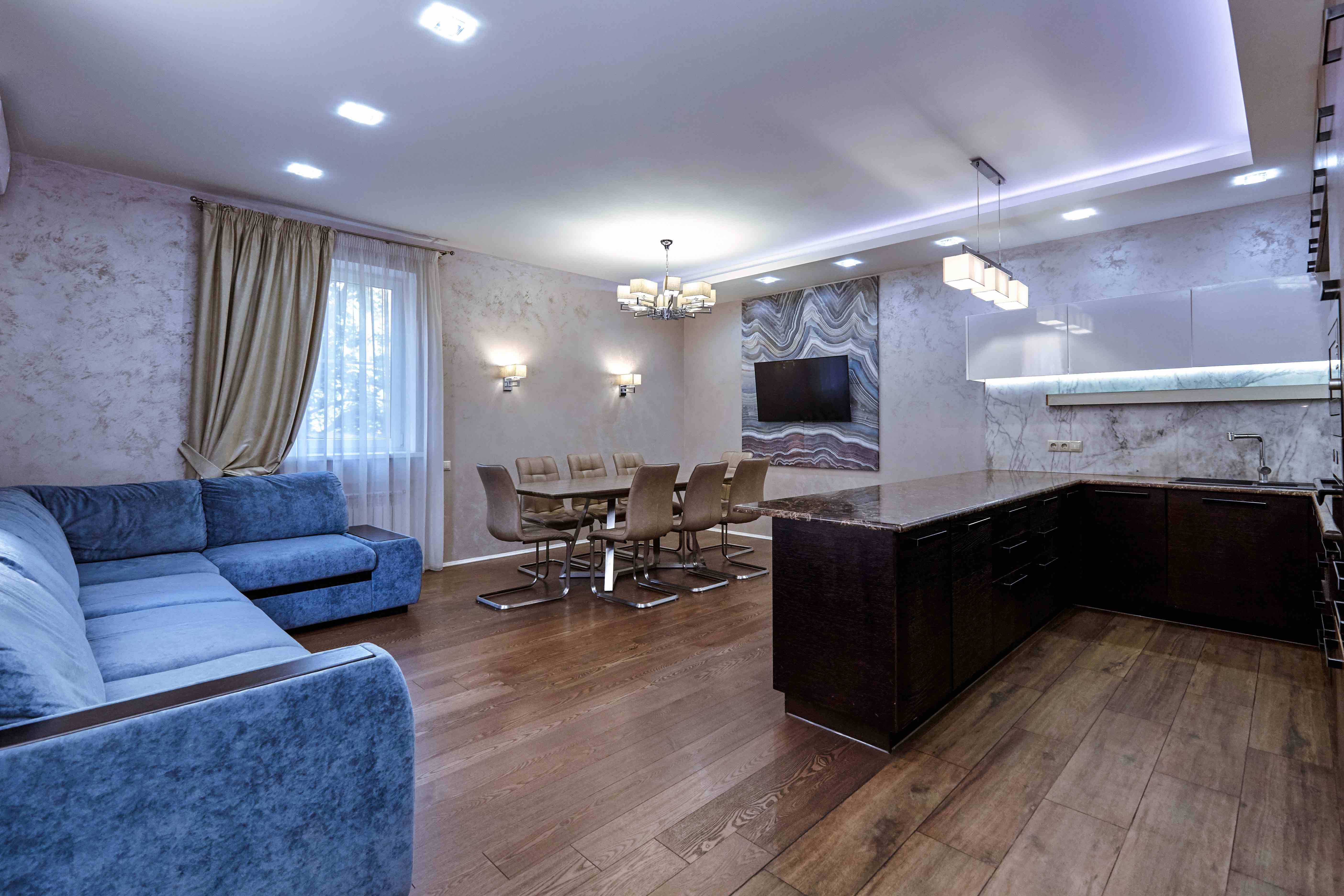 shutterstock_1368731864_cmp