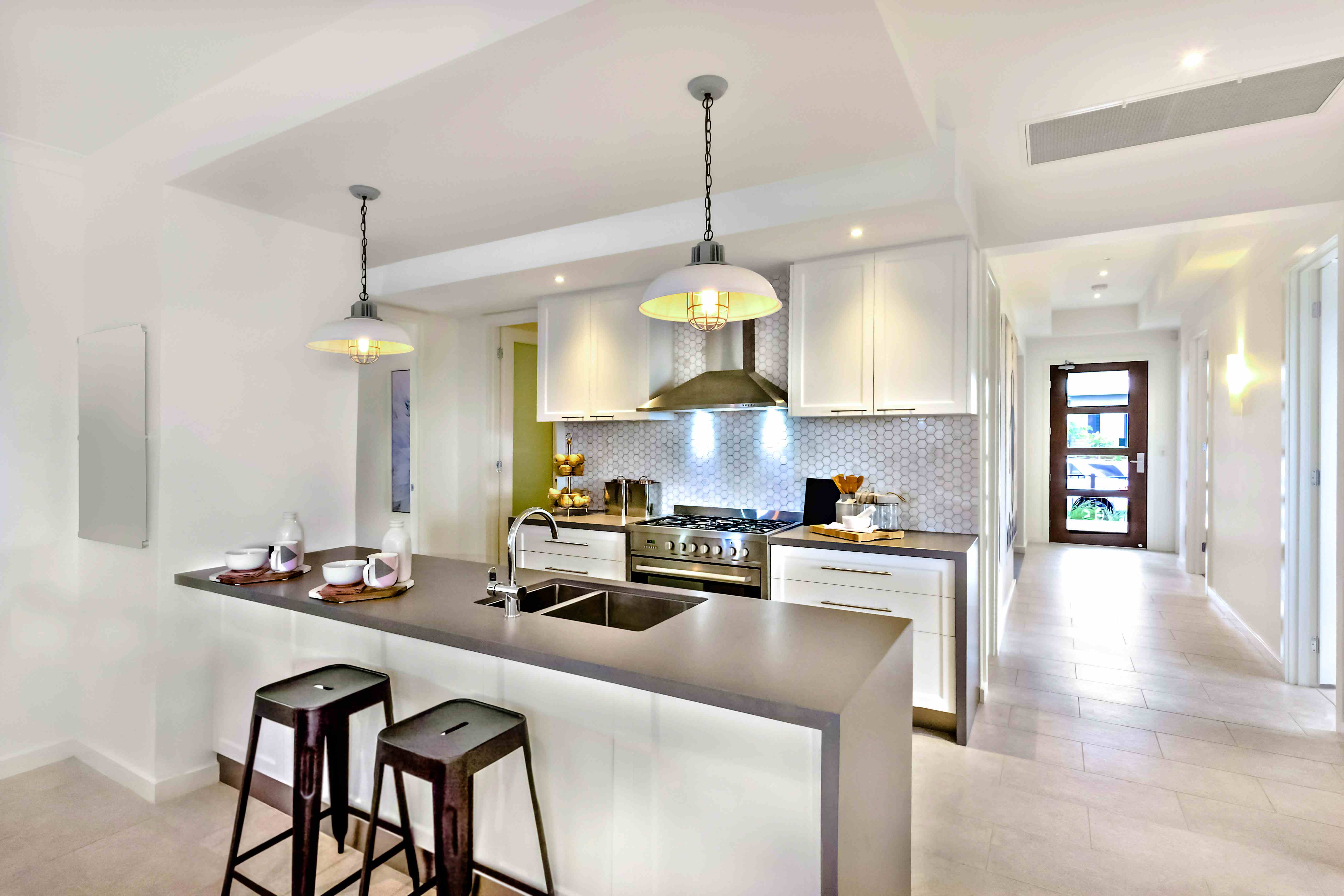 shutterstock_527880829_cmp